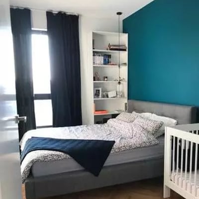 Long-term rental of a 54 m² 3-room apartment on Konstruktorska Street, Warsaw, Poland, with a balcony and parking