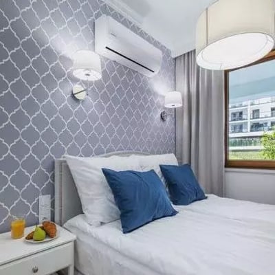 Langzeitmiete 36m² Wohnung mit Balkon in Wola, Warschau, Polen