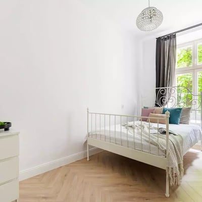 Langzeitmiete 70m² Wohnung mit Abstellraum in Śródmieście, Warschau, Polen