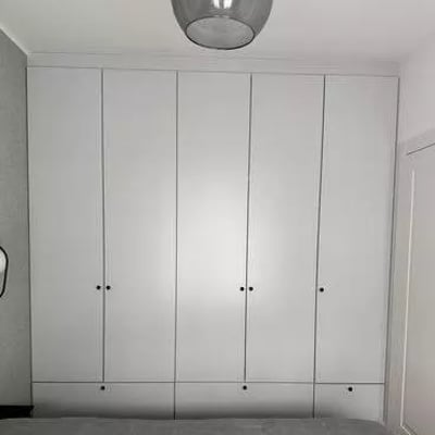Location longue durée appartement 2 pièces 41 m² avec balcon, rue Domaniewska, Mokotów, Varsovie, Pologne