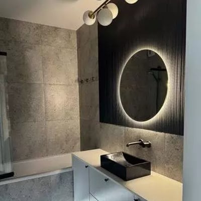 Location longue durée appartement 2 pièces 41 m² avec balcon, rue Domaniewska, Mokotów, Varsovie, Pologne