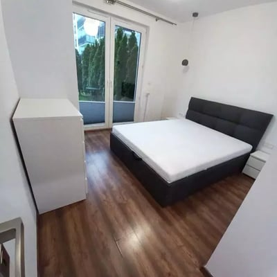 Alquiler a largo plazo piso de 3 habitaciones, 55.25 m² en Żoliborz, Varsovia, Polonia