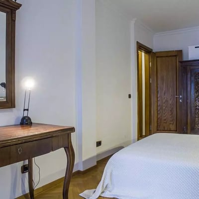 Long-term rental of a 2-room apartment, 63 m² in Belgrade, Serbia