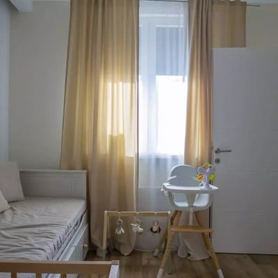 Long-term rental of a 3-room apartment, 85 m² in Belgrade, Serbia
