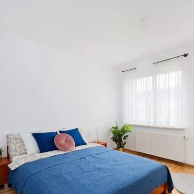 Долгосрочная аренда 2-комнатной квартиры 62 м² в Кракове, Польша