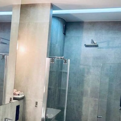 Alquiler a largo plazo de piso de 2 habitaciones, 57 m² en Varsovia, Polonia