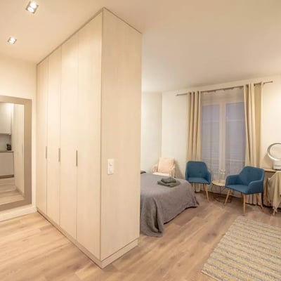 Long-term rental of a studio, 28 m² in Paris, France
