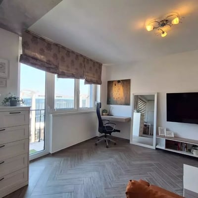 Langzeitmiete einer 1-Zimmer-Wohnung mit 38 m² in Belgrad, Serbien