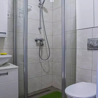 Langzeitmiete einer 2-Zimmer-Wohnung mit 40 m² in Belgrad, Serbien