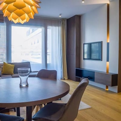 Long-term rental of a 3-room apartment, 82 m² in Belgrade, Serbia