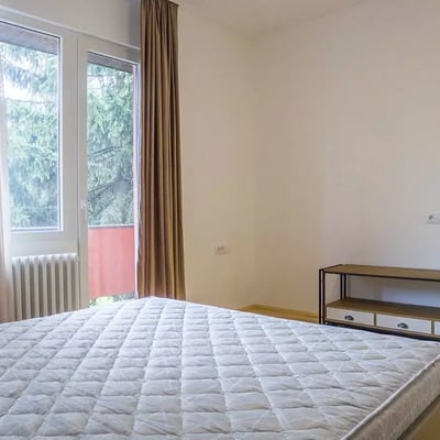 Long-term rental of a 2-room apartment, 51 m² in Belgrade, Serbia