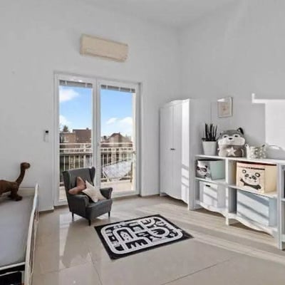 Long-term rental of a 5-room house, 192 m² in Bratislava, Slovakia