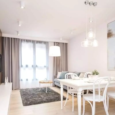 Langzeitmiete einer 2-Zimmer-Wohnung im historischen Stadtteil Kazimierz, Krakau, Polen