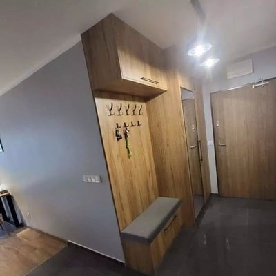 Alquiler a largo plazo de un departamento de 3 habitaciones de 52.5m² en Cracovia, Polonia