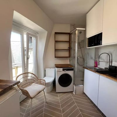 Long-term rental of a 9m² studio in Paris, France