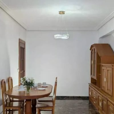 Long-term rental 3-bedroom apartment in Alicante, Spain