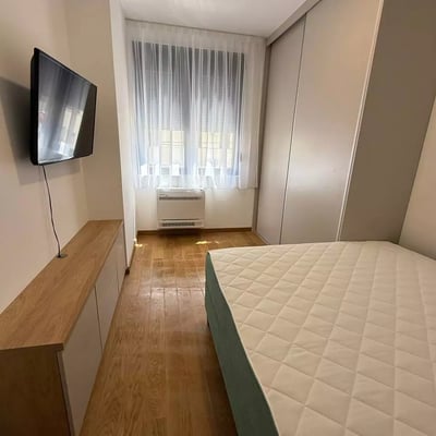 Долгосрочная аренда 2-комнатной квартиры 45 м² в Белграде, Сербия