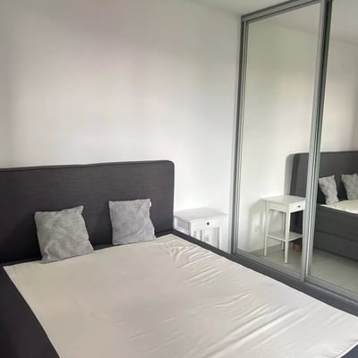 Langzeitmiete einer 46 m² großen Zwei-Zimmer-Wohnung mit Balkon im Warschauer Stadtteil Białołęka