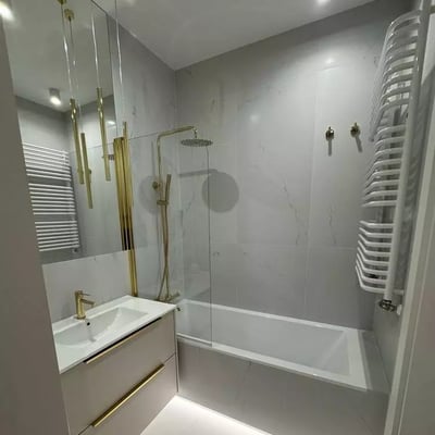 Langzeitmiete einer 55 m² großen Dreizimmerwohnung im Stadtteil Włochy, Warschau, Polen