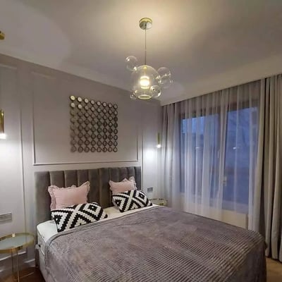 Langzeitmiete einer 55 m² großen Zweizimmerwohnung im Stadtteil Mokotów, Warschau, Polen