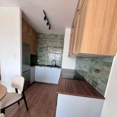 Location longue durée d’un appartement de 42 m² avec deux pièces dans le quartier Ursus, Varsovie, Pologne