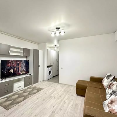 Location longue durée d’un studio 1 pièce dans un immeuble neuf, 2e étage, Bucarest, Roumanie