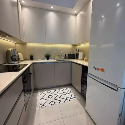 Long-term rent 3-room apartment 80 m² in premium BW Terra complex, Belgrade, Serbia