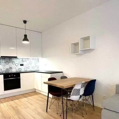 Long-term rent modern 2-room apartment 44 m² in Mokotów, Warsaw, Poland