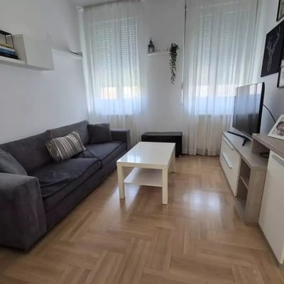 Langzeitmiete einer 2-Zimmer-Wohnung mit 30m² in Belgrad, Serbien