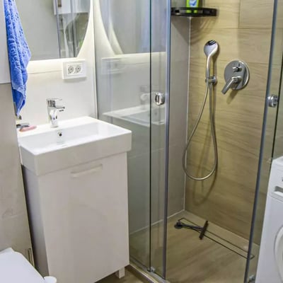 Long-term rental of a 2-room apartment 64m² in New Belgrade district, Belgrade, Serbia