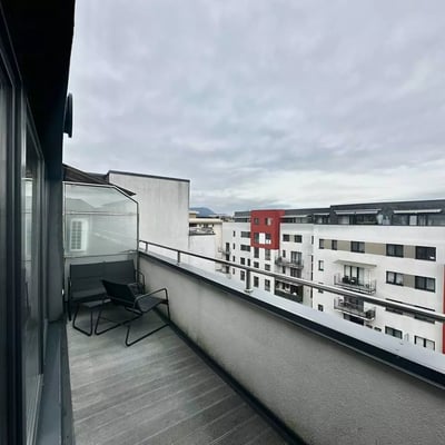 Долгосрочная аренда 3-комнатной квартиры 90 м² в Брашове, Румыния