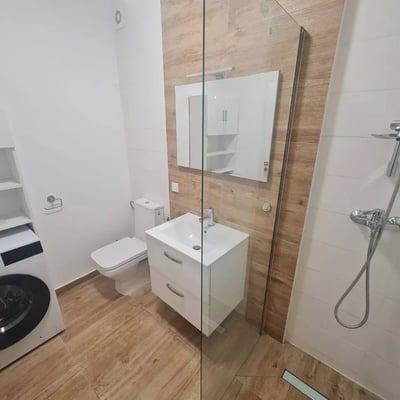 Долгосрочная аренда 2-комнатной квартиры 45 м² в Брашове, Румыния