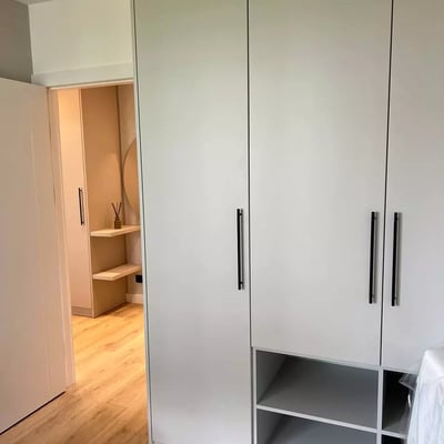 Alquiler a largo plazo de un piso de 3 habitaciones y 53 m² en el distrito Ursus, Varsovia, Polonia