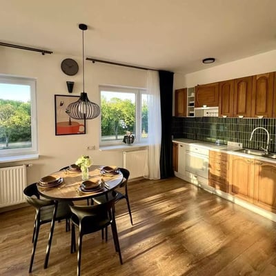 Langzeitmiete einer 3-Zimmer-Wohnung mit 60 m² im Stadtteil Fabryczna, Breslau, Polen
