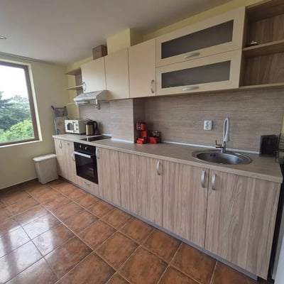 Долгосрочная аренда 2-комнатной квартиры с видом на море, Варна, квартал Ален Мак, Болгария