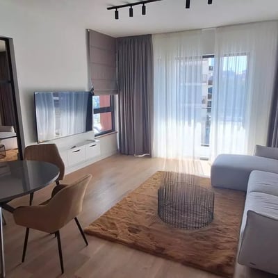 Langzeitmiete einer 3-Zimmer-Wohnung 82 m² in Belgrad, Serbien
