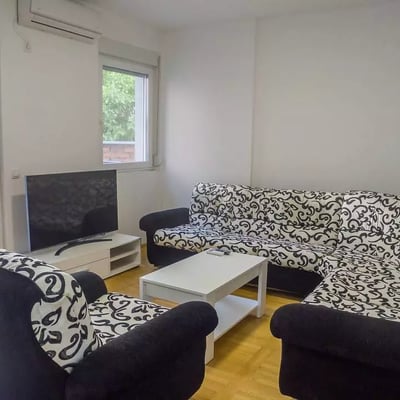 Langzeitmiete einer 2-Zimmer-Wohnung 47 m² in Voždovac, Belgrad, Serbien