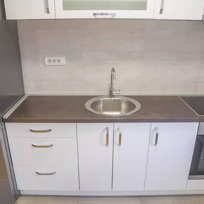 Langzeitmiete einer 2-Zimmer-Wohnung 47 m² in Voždovac, Belgrad, Serbien