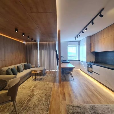 Долгосрочная аренда 2-комн. квартиры в районе Трактору, Брашов, Румыния