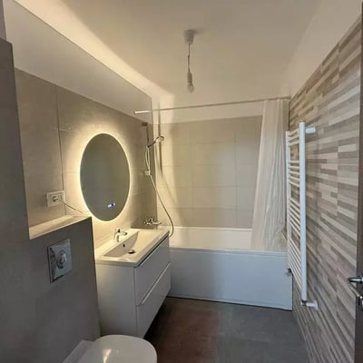 Долгосрочная аренда 2-комн. квартиры в районе Tractorul — Coresi, Брашов, Румыния