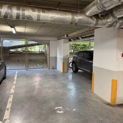 Долгосрочная аренда 2-комн. квартиры в районе Tractorul — Coresi, Брашов, Румыния