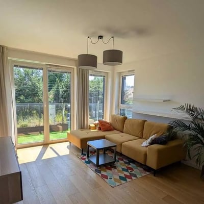 Долгосрочная аренда 3-комнатной квартиры 62 м² в районе Bronowice Wielkie, Краков, Польша