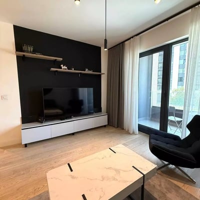 Long-term rental of a 3-room apartment, 80 m² in Belgrade, Serbia