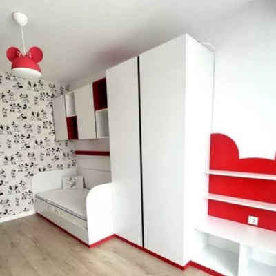 Langzeitmiete 4-Zimmer-Wohnung — Varna, Park Vazrazhdane, Bulgarien