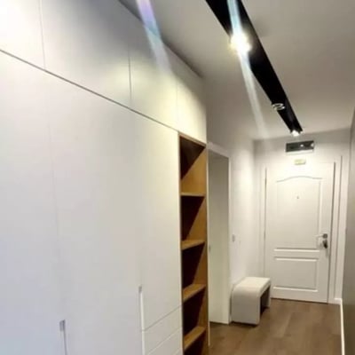 Langzeitmiete 4-Zimmer-Wohnung — Varna, Park Vazrazhdane, Bulgarien