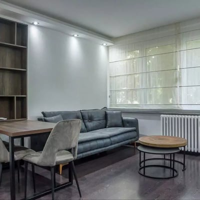 Langzeitmiete 2-Zimmer-Wohnung 40 m², Stadtzentrum Belgrad, Serbien