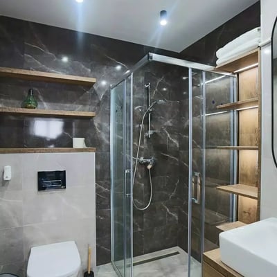 Long-term rental 3-room apartment 73 m², Tractorul district, Brașov, Romania