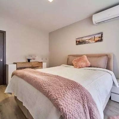 Langzeitmiete 4-Zimmer-Maisonette, Varna, Bulgarien