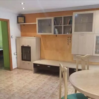 Langzeitmiete 3-Schlafzimmer-Wohnung, 135 m², Alicante, Spanien