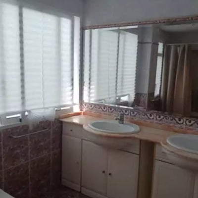 Langzeitmiete 3-Schlafzimmer-Wohnung, 135 m², Alicante, Spanien